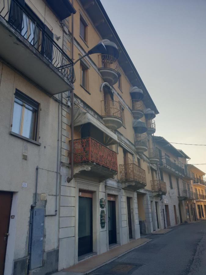 Morenikahome Borgofranco d'Ivrea Exterior foto